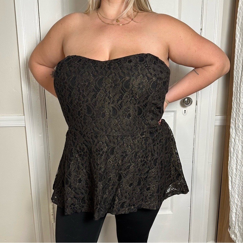 3/$20💥 City Chic‎ Strapless Blouse Black Gold Shimmer Floral Lace Peplum Y2K - Picture 7 of 15